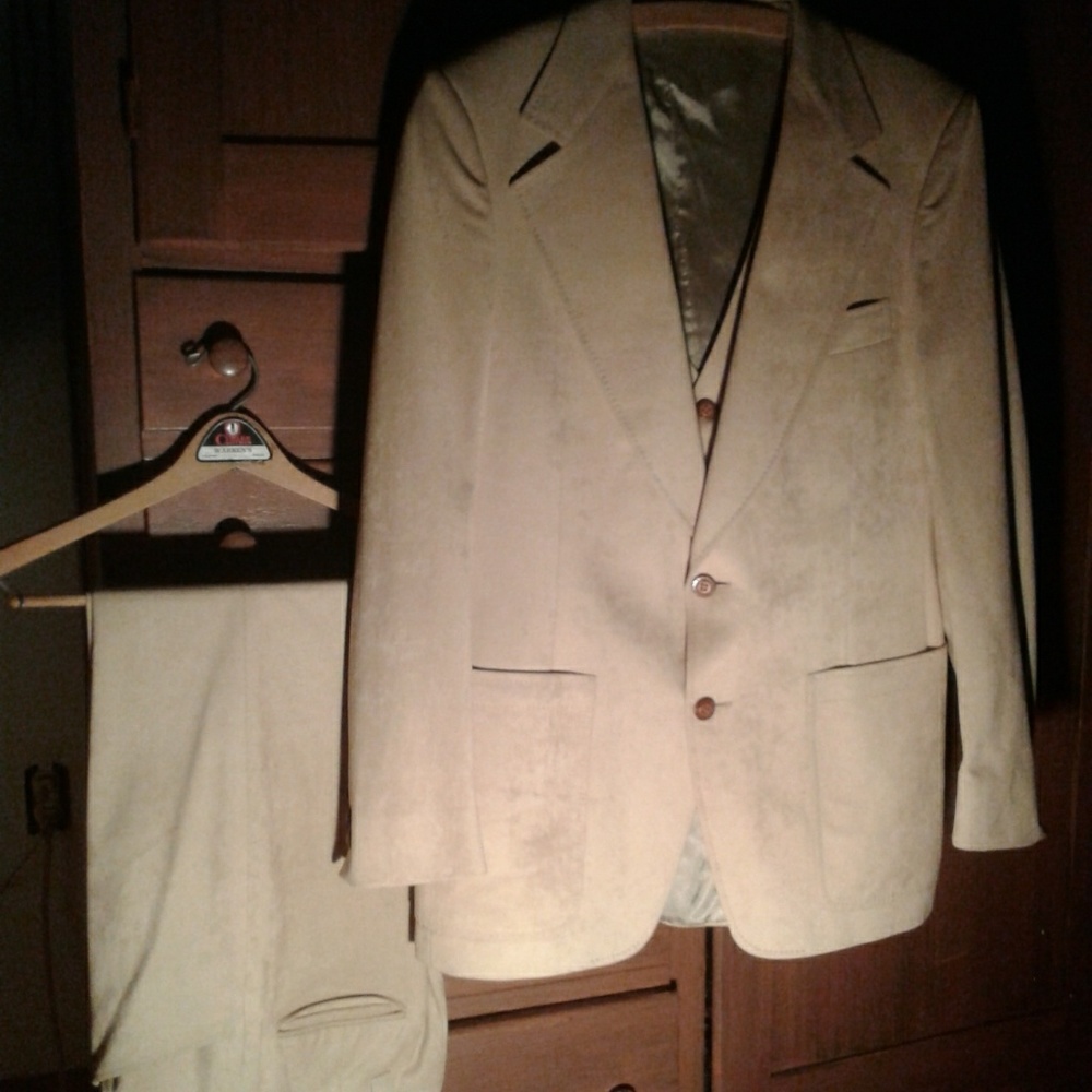 MENS 3PC SUIT